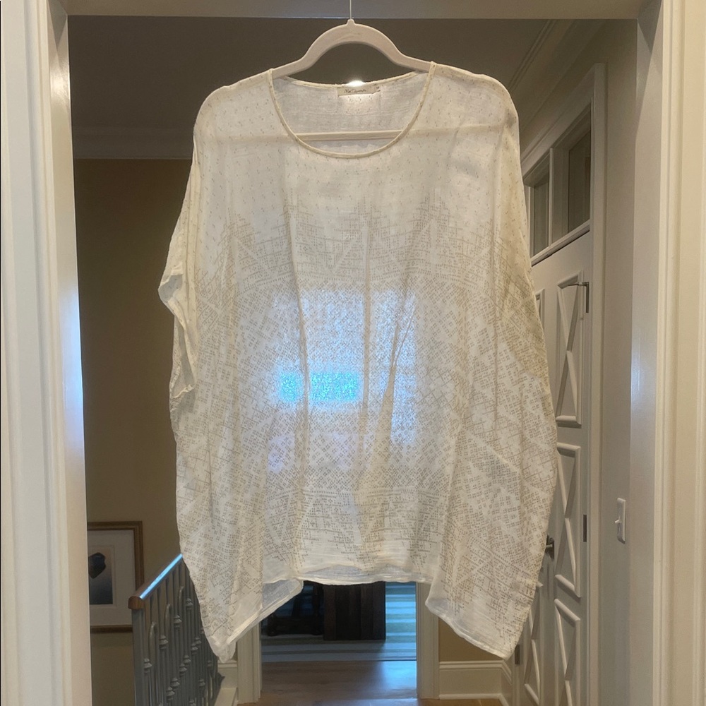 Mes Demoiselles off white top with gold abstract design